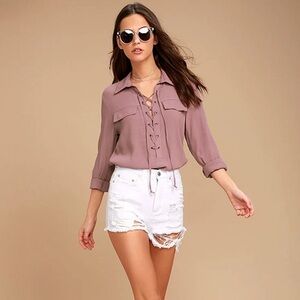 LULU’S Once In A Lifetime Mauve Lace Up Top